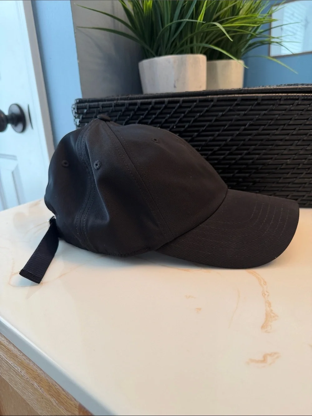 Athleta Black Crossbody Sling Pack